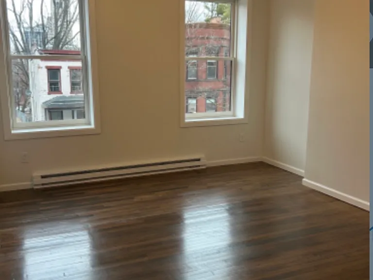346 Madison Ave #3 — Photo 13