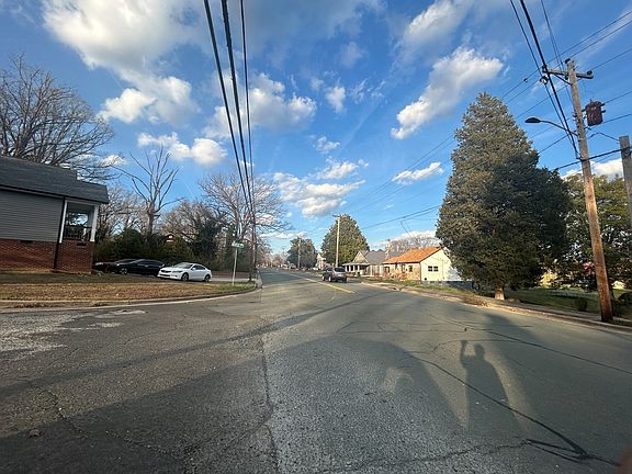 5th image of 1607 W Main St