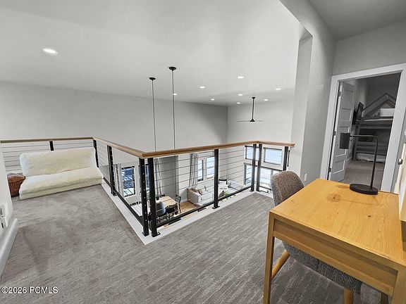 4th image of 1041 W Eland Cir #93