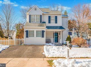 213 Autumn Leaf Dr, Doylestown, PA 18901
