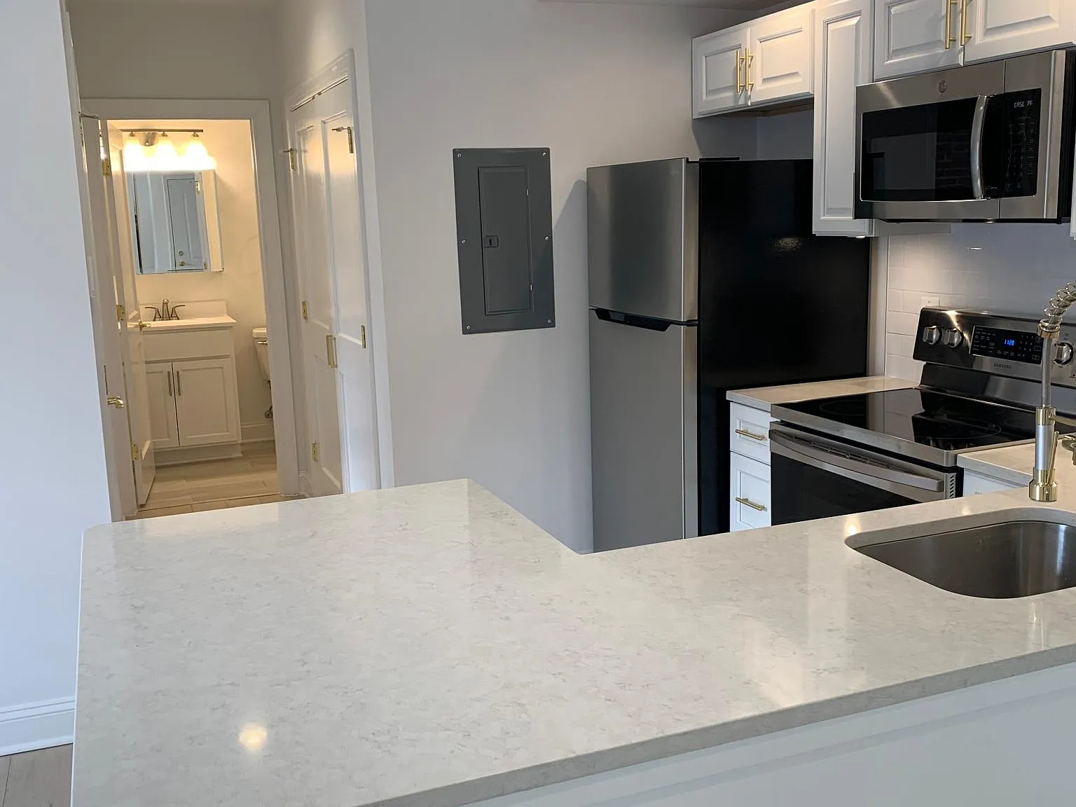 152 Main St — Photo 3