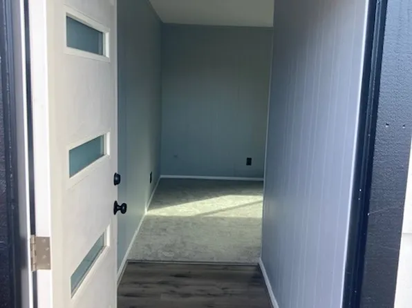 3721 Hoen Ave, Santa Rosa, CA 95405