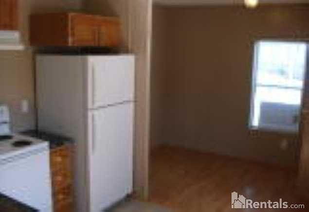 2nd image of 205 Pebble Ln