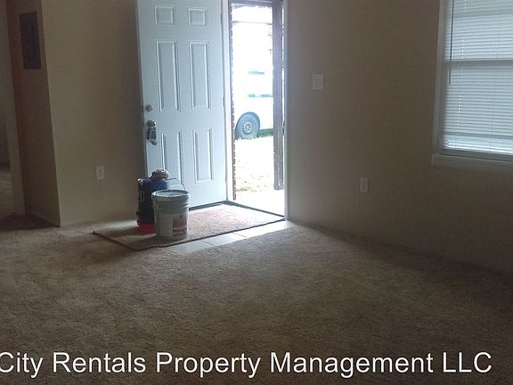 4th image of 1006 W McLendon St APT 2