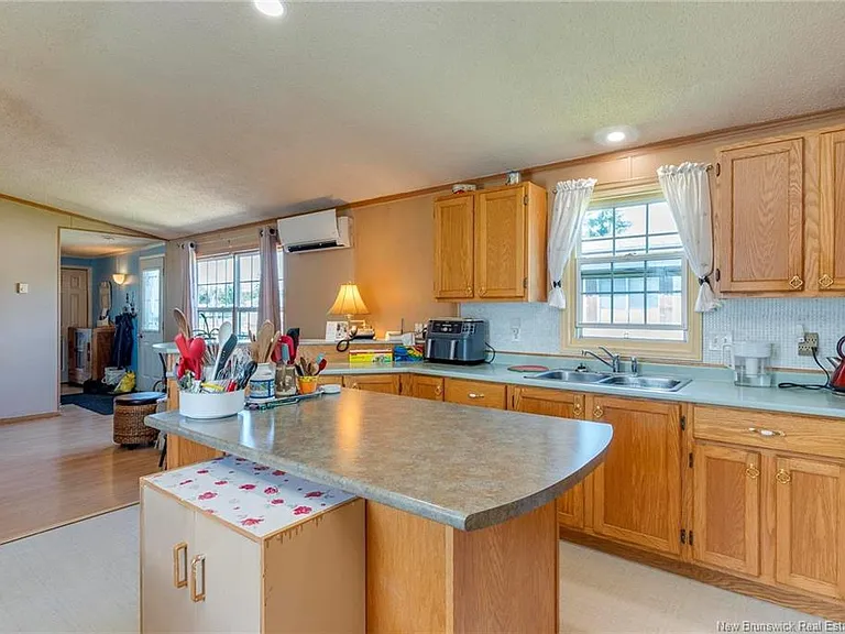 29 Gerald Blvd — Photo 15