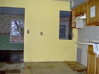 5th image of 1718 Joan Ct