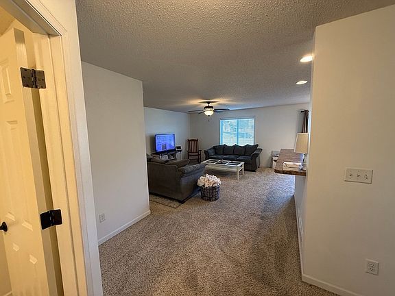 3rd image of 1106 Honey Creek Way NE