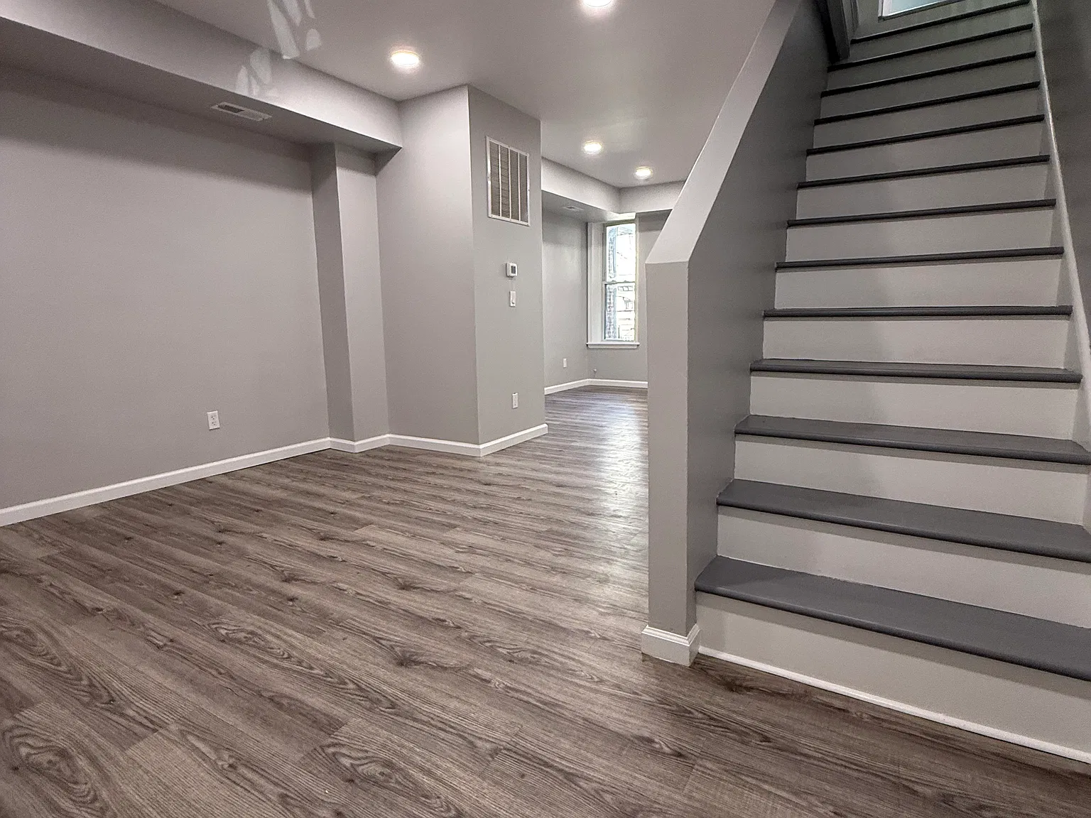 3 bed, 1092 sqft, $1,600 — Photo 2
