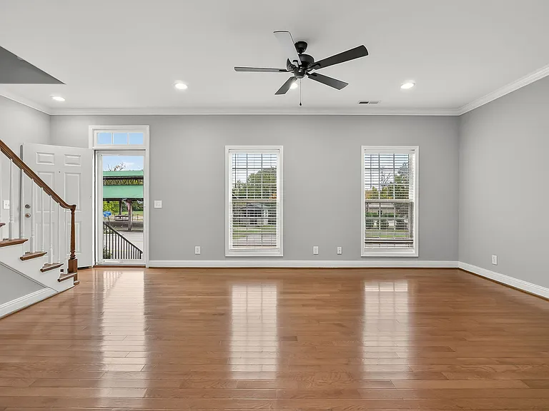 212 Mahler Ave — Photo 23