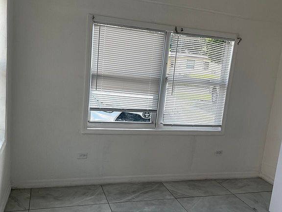 4th image of 1212 NW 13th Ct