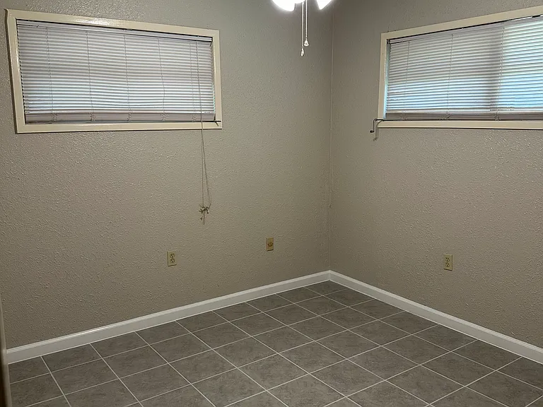 10474 N Harvey Dr — Photo 10