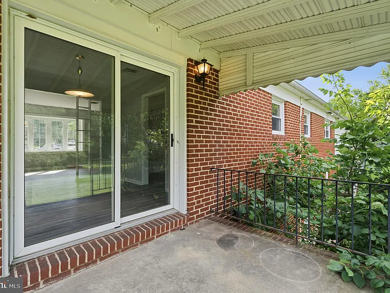 5233 Kerger Rd — Photo 37