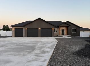 6433 215th Rd NE, Moses Lake, WA 98837