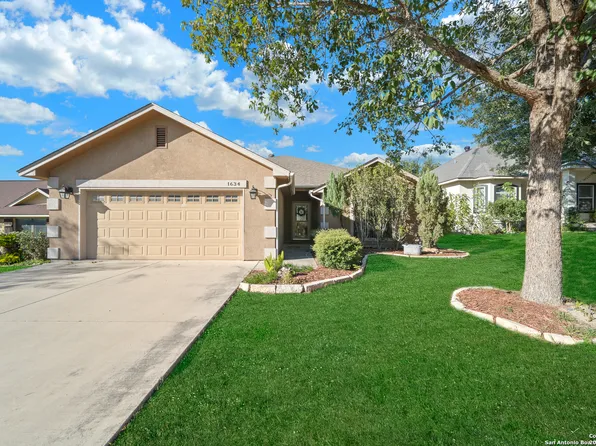 1634 Sunblossom Cir, New Braunfels, TX 78130