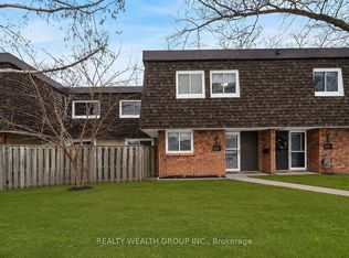 521 Timber Ln #39, Burlington, ON L7L 4B1