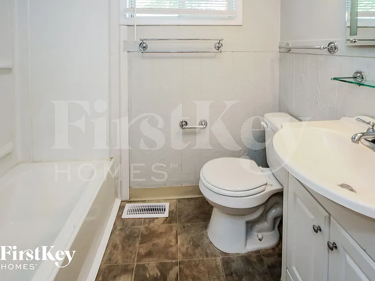 505 Vista Dr — Photo 12