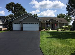 984 142nd Ave NW, Andover, MN 55304