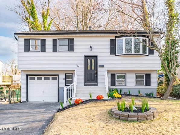 975 S Concourse, Cliffwood Beach, NJ 07735