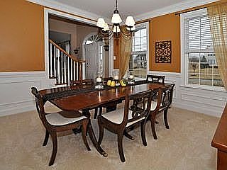 4th image of 504 Woodberry Way