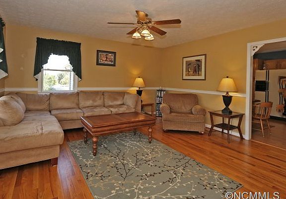 5th image of 269 Orchard Dr