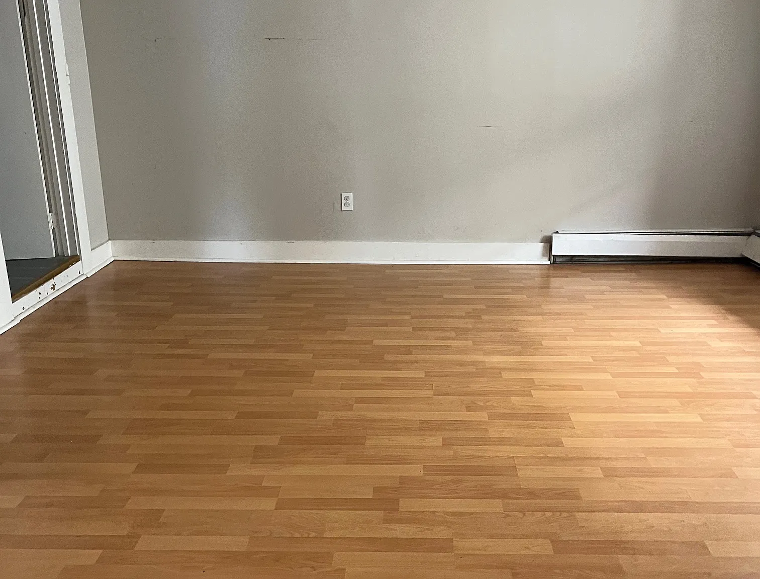 2 bed, 500 sqft, $1,550 — Photo 3