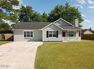 172 Glenwood Drive, Hubert, NC 28539