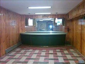 3rd image of 100-104 Woodland Ave