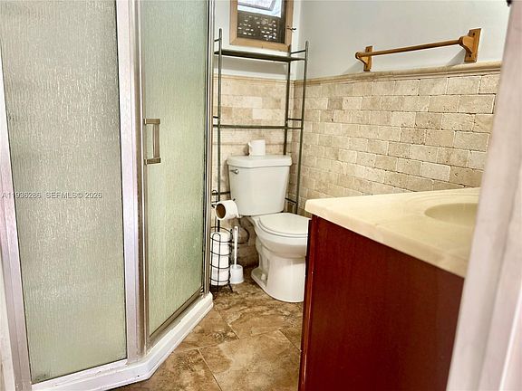 3rd image of 8732 SW 16th St
