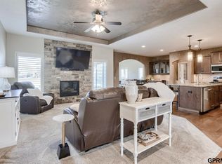 19530 Marinda St, Omaha, NE 68130