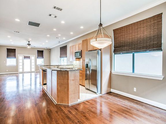 2nd image of 3615 Edgar Pl