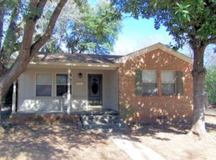 515 E Lamar St, Palestine, TX 75801
