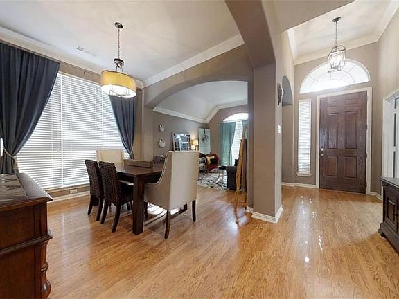 5th image of 8661 Weston Ln
