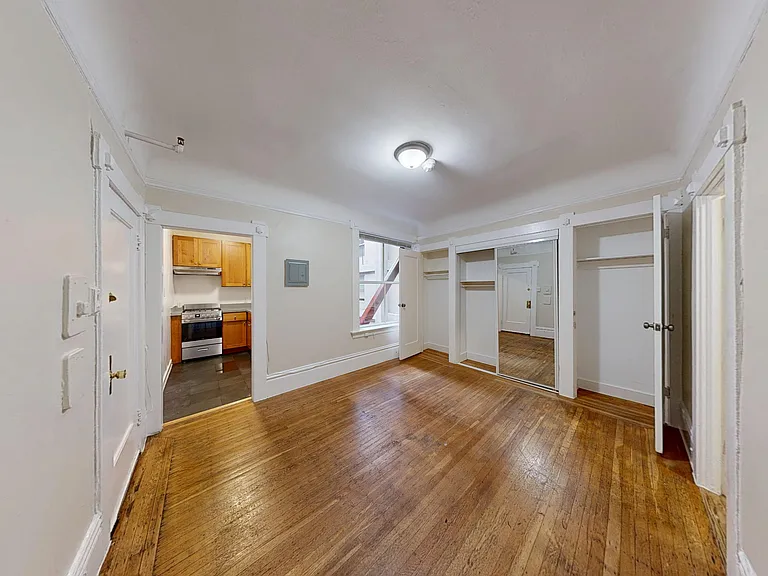 925 Geary Street — Photo 21