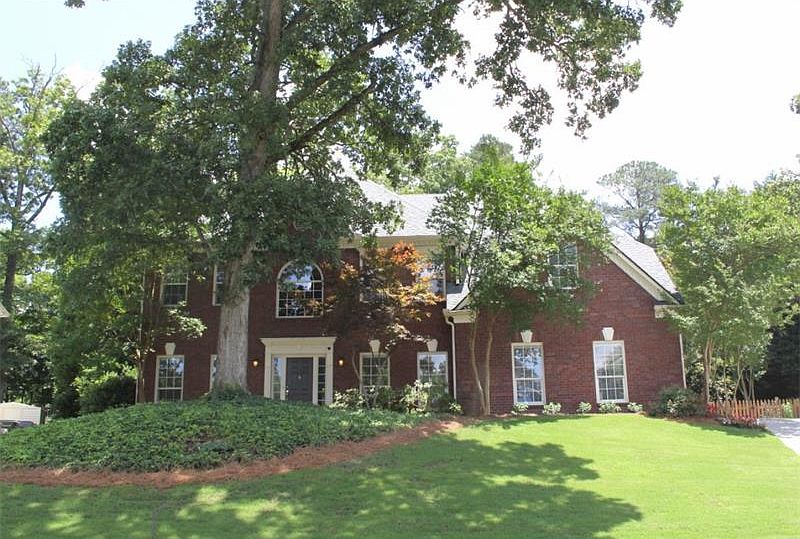 1st image of 262 Sunset Hills Dr
