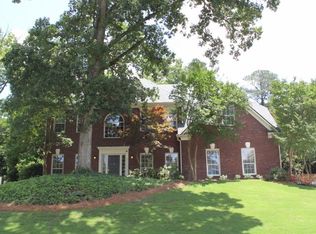 262 Sunset Hills Dr, Norcross, GA 30071
