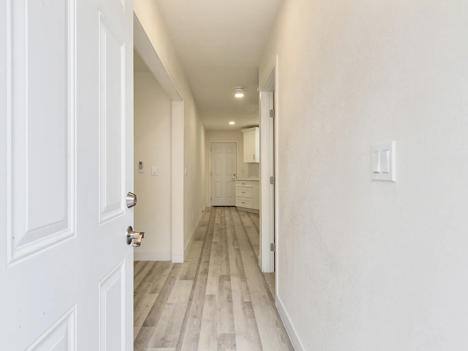 42601 Claudia St — Photo 3