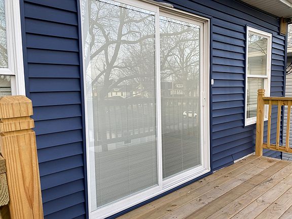 3rd image of 814 Manhattan Ave #2