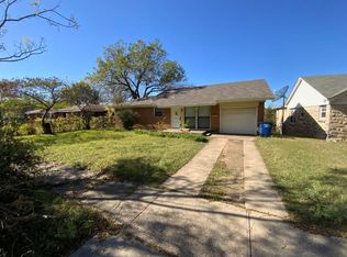 1811 Berwick Ave, Dallas, TX 75203