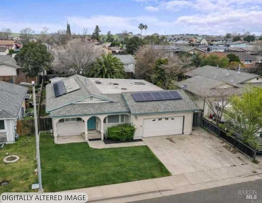 1st image of 210 Trinity Court
