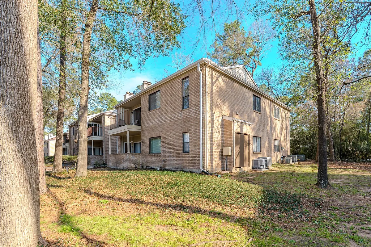 Building Photo - 3500 Tangle Brush Dr #182