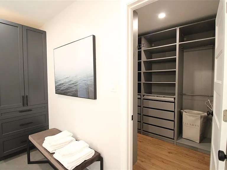 3745 SW 6th Pl — Photo 22