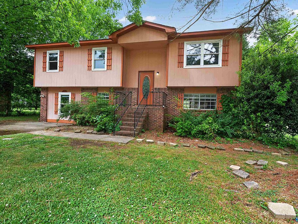 1st image of 4056 Knollbrook Dr NW
