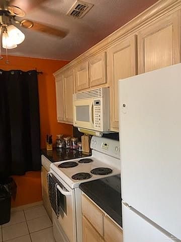 1st image of 125 E Cora Lee Dr