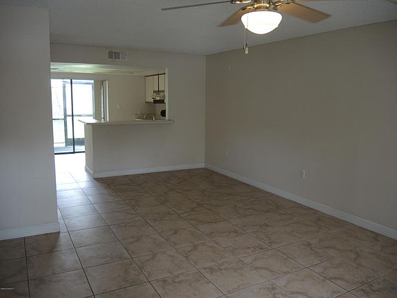 4th image of 1515 Huntington Ln APT 912