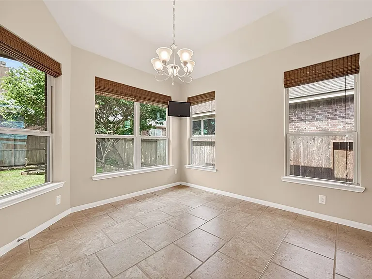 111 Pheasant Run Dr — Photo 20