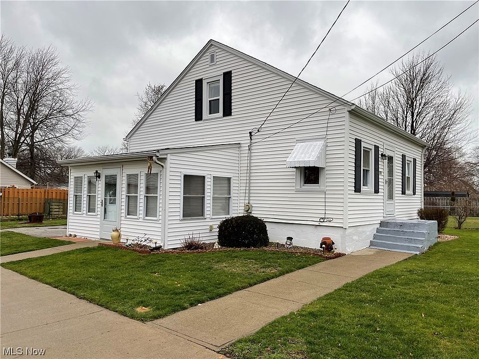 1st image of 991 Bellevue Ave