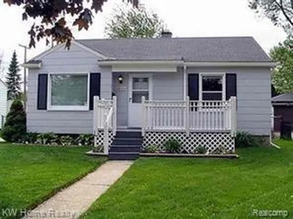 28511 W Brentwood St NW, Southfield, MI 48076