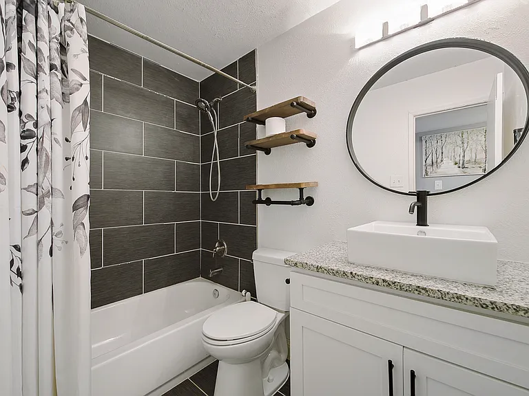 4924 Wagner Dr — Photo 23