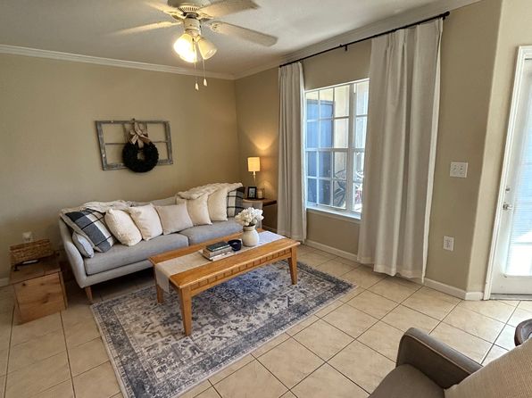 1655 The Greens Way APT 2913