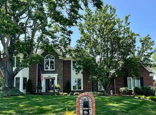 2906 Wood Briar Ct, Louisville, KY 40241